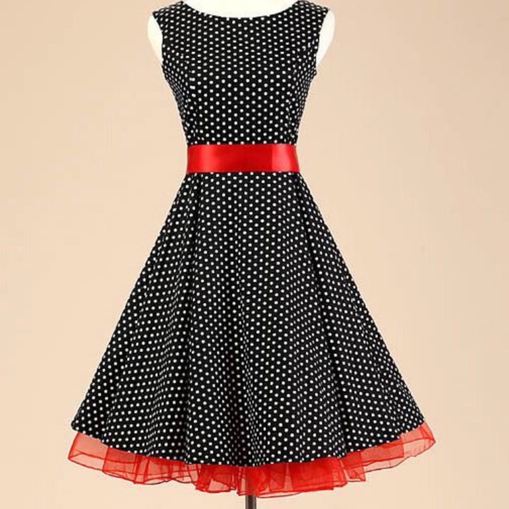 Black polka dot vintage style dress - Picture 2 of 8